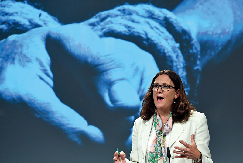 歐盟貿易專員塞西莉亞．馬爾姆斯特倫（Cecilia Malmstrom）9月7日在比利時布魯塞爾歐盟總部向媒體說明啟動「零酷刑貿易聯盟」。（AFP）