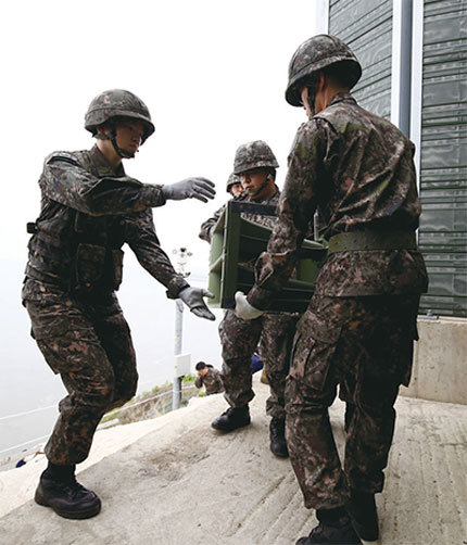 韓國軍隊將從5月1日開始撤除安置在非軍事區最前線、面向北韓的幾十個高分貝高音喇叭，並期待北韓也採取同樣做法。（Getty Images）
