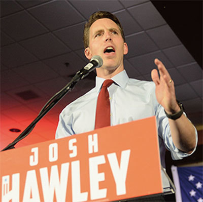 密蘇里州的共和黨參議院候選人霍利（Josh Hawley）打著特朗普的旗號競選，並得到特朗普強力的助選而成功勝選。（Getty Images）