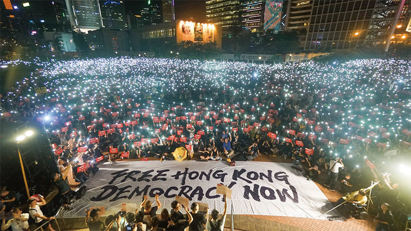 港人奮起反抗 北京失算 香港局勢四種可能趨勢