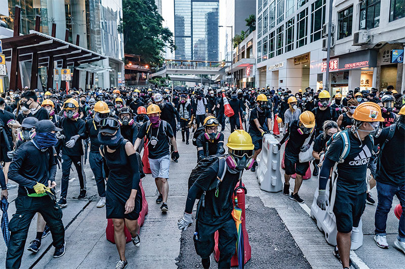 為消失的自由而戰 香港市民對勇武派的理解