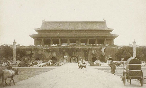 1900-2020：百年天安門圖象