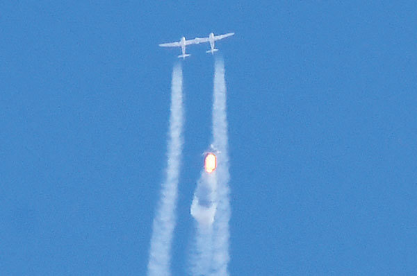 >馬斯克、貝佐斯、布蘭森等民企爭奪太空商機 