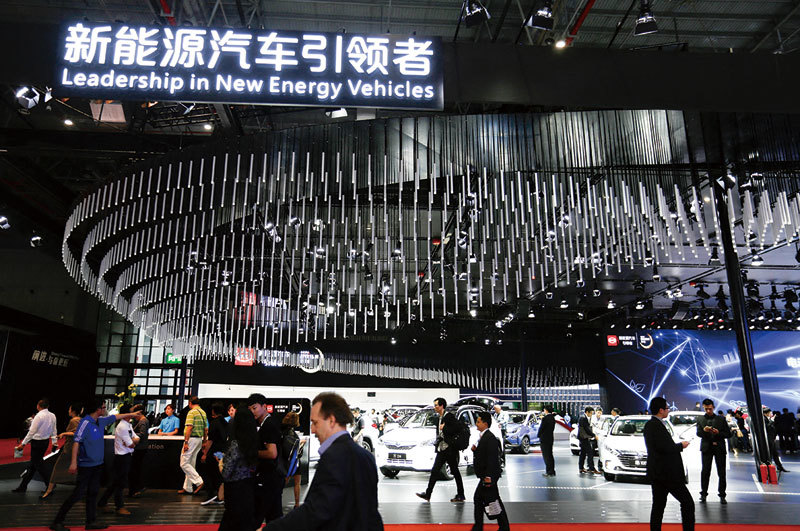 中國新能源車產量占全球一半 帶來爆發式污染
