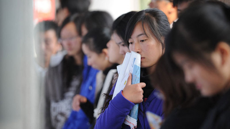 中國失業經濟惡化 6月畢業季雪上加霜