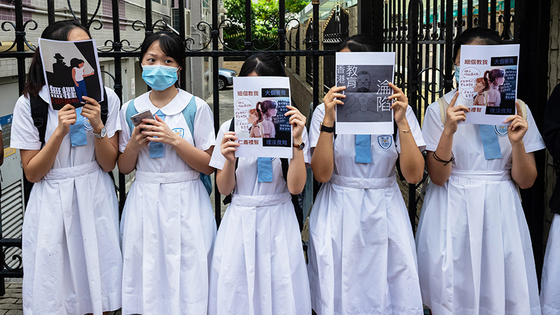 中共統治重「通識科」 港政府新教材洗腦