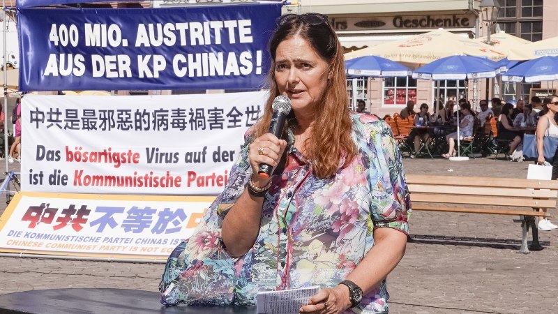 德議員賀四億人退出中共 各行業菁英聲援