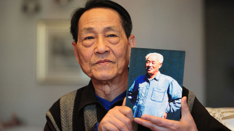 緬懷鮑彤 後人憶遺願