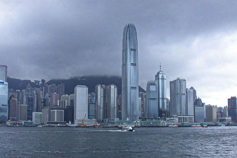 >國際峰會無助挽回形象 「香港之死」預言成真？