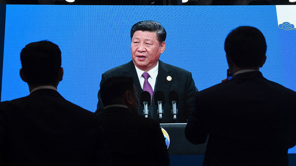 習近平摁滅經濟引擎 地方官出國招商 成果零！