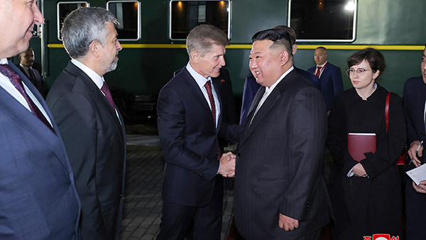 金正恩抵俄 美警告勿達成武器交易