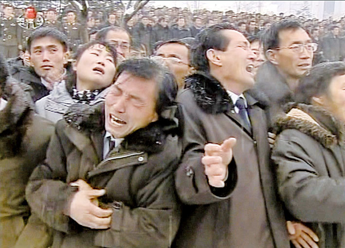 >為何北韓人見到金正恩會「哭天喊地」？