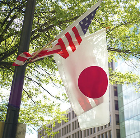 日本學者：美國圍剿中共 日本需保持同步