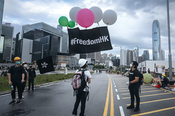 中共最害怕大陸效法港人爭取自由的抗爭運動，此次香港反送中運動中起關鍵作用的「連登」討論區成為配合中共政策的大陸五毛黨的眼中釘。（AFP）