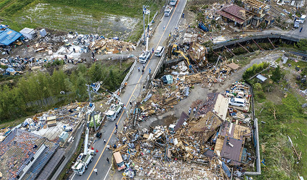 10月13日，日本千葉縣災後景象。（Getty Images）