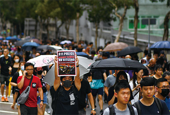 蔡詠梅說，香港民主運動是年輕人的「世代革命」，年輕人的價值觀是天生的自由主義，他們的反抗方式及思維方式都值得研究。（AFP）