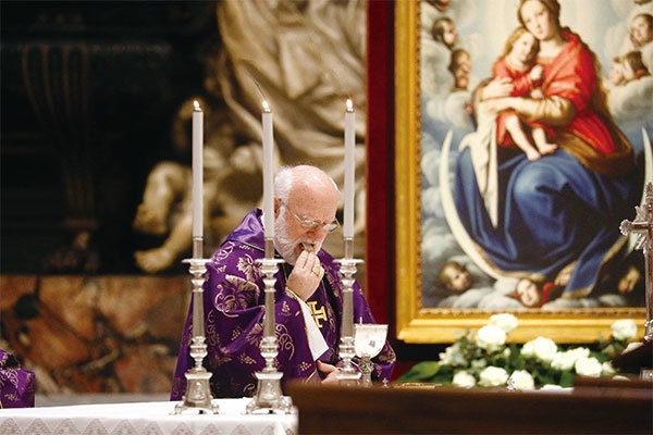 智利羅馬天主教會4月10日發聲明指出，智利聖地牙哥的大主教塞萊斯蒂諾．奧斯（圖）和輔理主教阿爾貝托．洛倫澤利早些時候被確認為中共病毒呈陽性。（Gregorio Borgia / POOL / AFP）