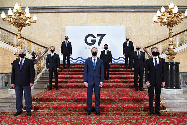 七大工業國集團（G7）外長會議5月5日發布公報，強調臺海和平穩定的重要性。圖為年5月4日，G7外長在倫敦蘭開斯特宮合影。（Stefan Rousseau-WPA Pool/Getty Images）