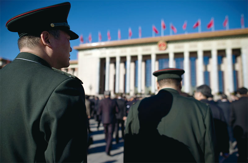 2015年北京閱兵總指揮、中央軍委後勤保障部長宋普選，以及習近平的軍委大管家、新任中央軍委辦公廳主任鍾紹軍，都未入中委，令外界訝異。（AFP）