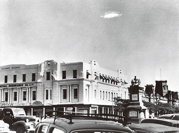 1953年12月29日，非洲南部的英國殖民地南羅德西亞上空出現一個不明飛行物。（Getty Images）
