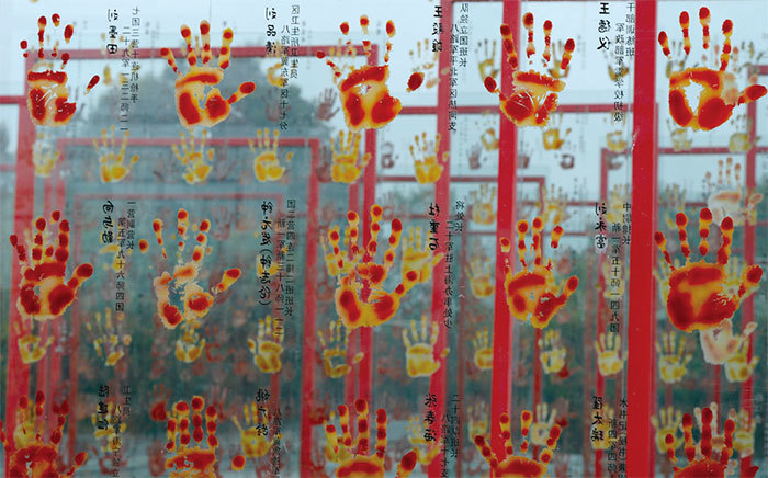 馬克思宣揚暴力屠殺，追隨者個個殺人如麻，如毛澤東把殺人合理化，包括文革等政治運動，近8000萬中國人慘遭殺害。圖為成都范劍川文革博物館的展品。（AFP）