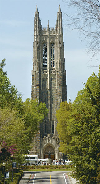 2009年獲杜克大學博士學位的劉若鵬回中國後發明了「隱形衣」，引來劉盜竊知識產權的質疑。圖為杜克大學。（Getty Images）